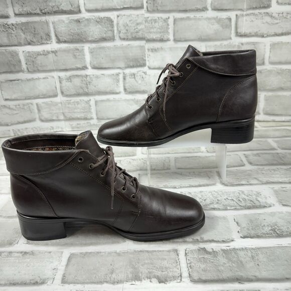 Classic Elements Lenni Women’s Size 8.5 Brown Leather Ankle Boots Vintage - Picture 2 of 11